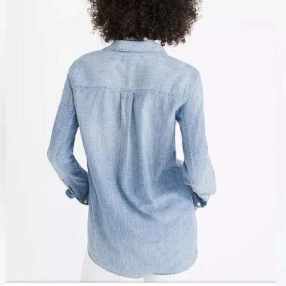 MADEWELL Chambray Classic Boyfriend Button Down Shirt Size Small - Picture 3 of 10